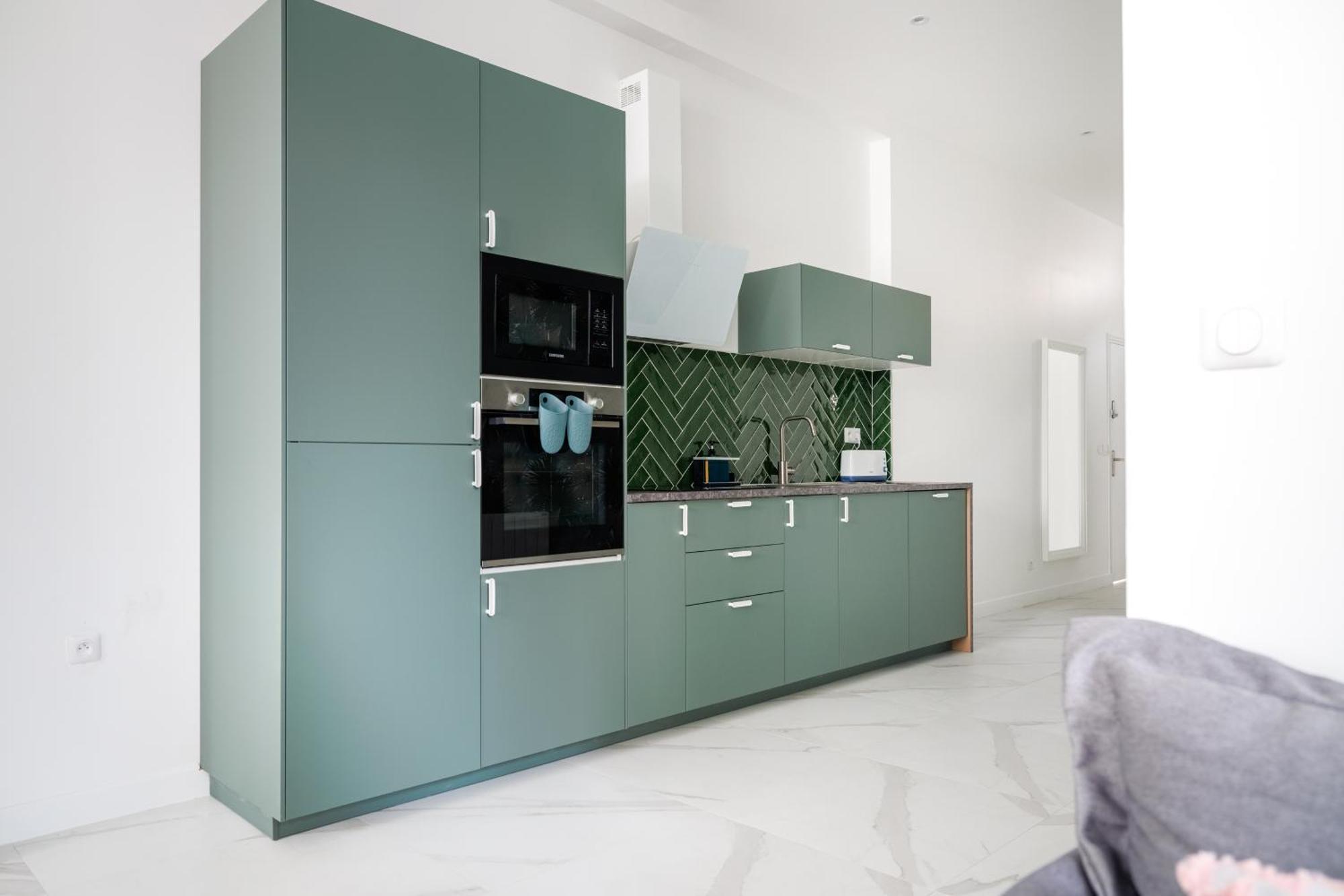 Apartment Spacious For 6 People #3 *